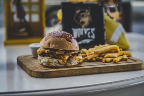 Wolves Burger