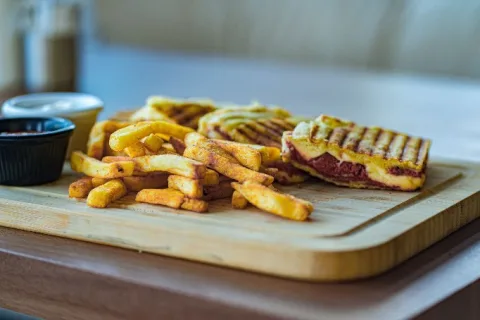 Kaşarlı Bazlama